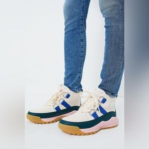 NEW SOREL ona rmx chukka boot in natural/midnight teal size 6.5